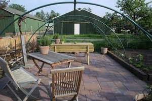07fa533bd5-terras moestuin